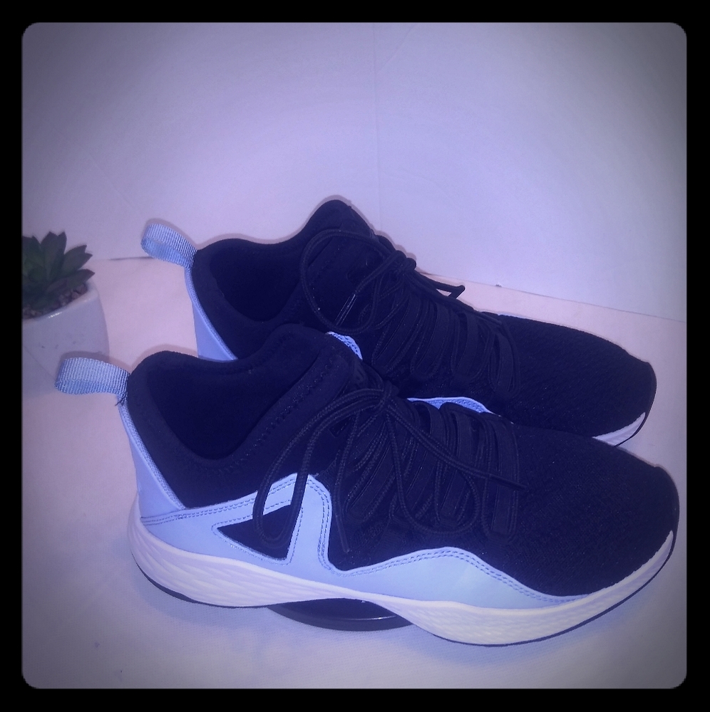 Women Nike Air Jordans formula 23 size 8 (6.5 Y)